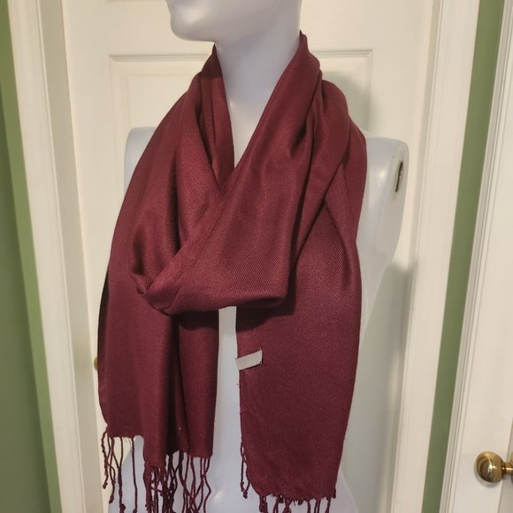 Burgundy Pashmina - Picture 2 of 3